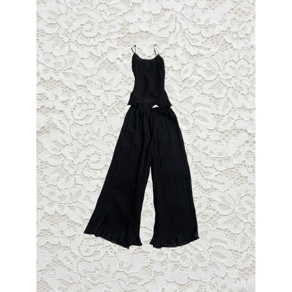 vintage 90s black pleated tank top and flowy pants‎ pajama set